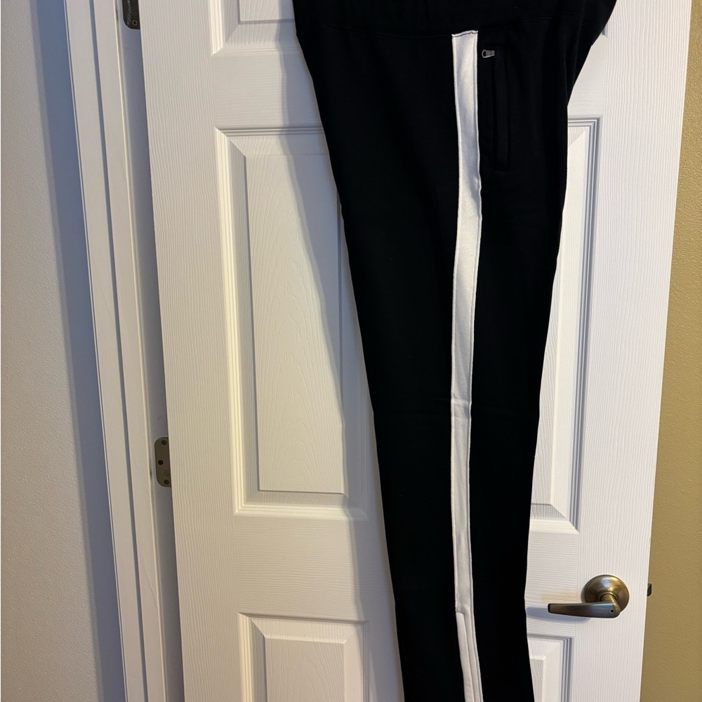 Ralph Lauren Black 1/4 Zip Sweatshirt and Pants Bundle - Picture 9 of 13